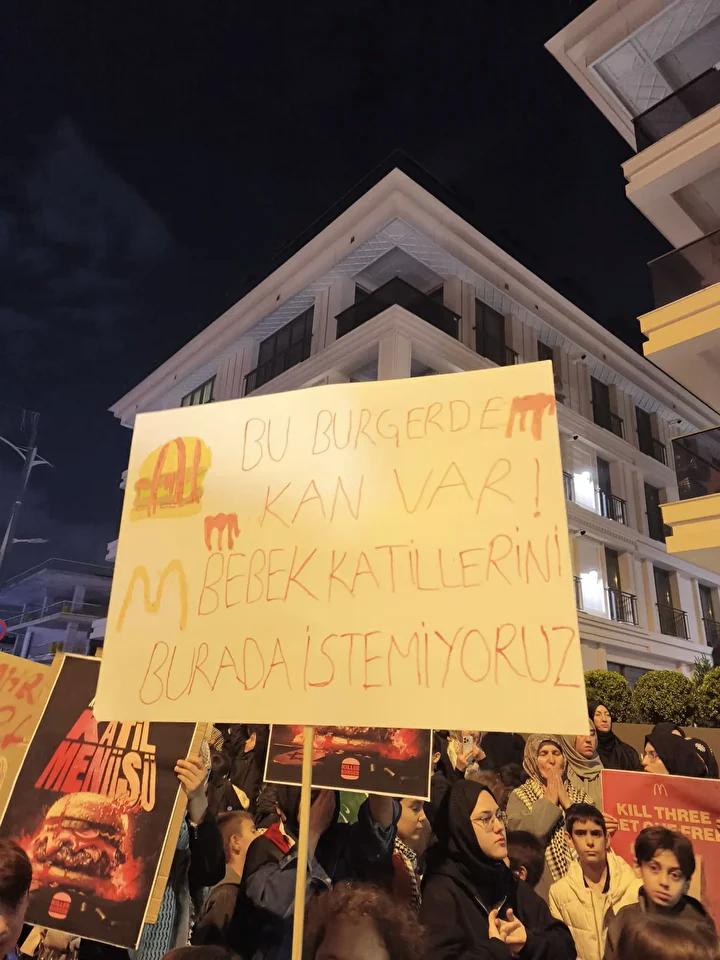 Üsküdar'da Kentsel Dönüşüm ve Protesto Gösterileriyle Gündemde