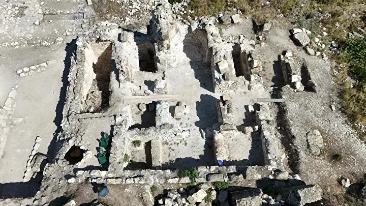 Van Kalesi’nde Kazılarla Tarihin Derinliklerine Yolculuk