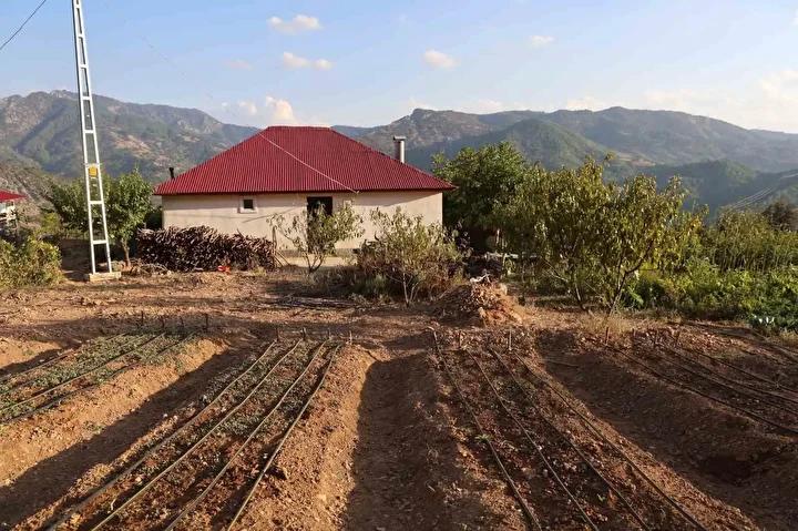 Velicanlı Mahallesi'nde Gizemli Sin Manastırı Turizme Kazandırılmayı Bekliyor