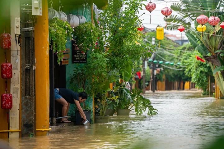 Vietnam'da Şiddetli Yağışlarla Gelişen Sel Felaketleri ve Güncel Durum