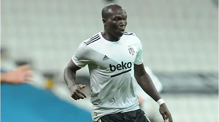 Vincent Aboubakar, Azerbaycan'ın Neftçi Bakü'sünde Forma Giyiyor