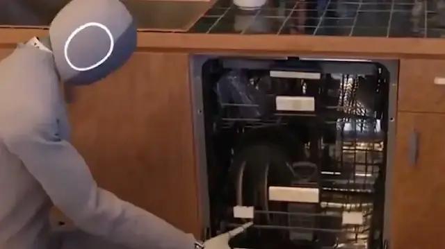 Yapay Zeka Destekli Ev Robotlarının Güncel Durumu ve Tartışmalar