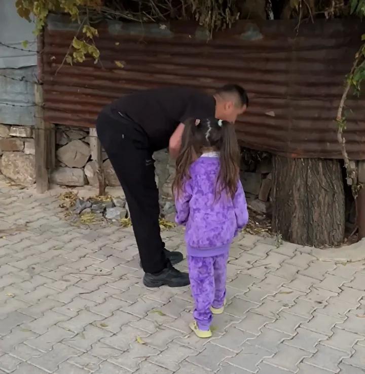 Yılan Tehdidi Sonrasında Mahallede Hayvan Sevgi Dolu Yaklaşım