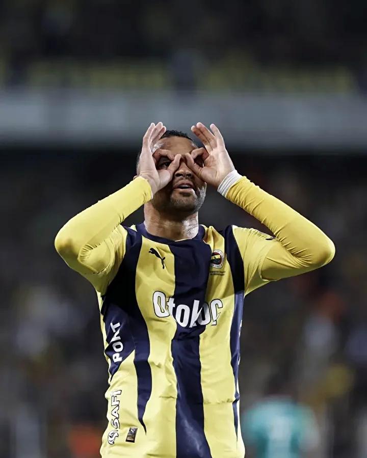 Youssef En-Nesyri'nin Fenerbahçe'den Ayrılık Girişimi Gün yüzüne Çıktı