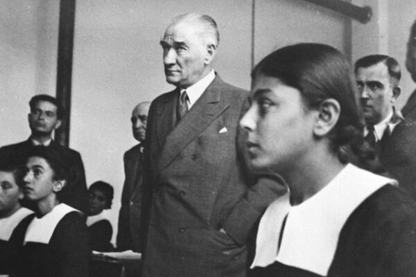 10 Kasım Atatürk’ü Anma Günü Anlam ve Anlatımlarına Yeni Bir Yaklaşım