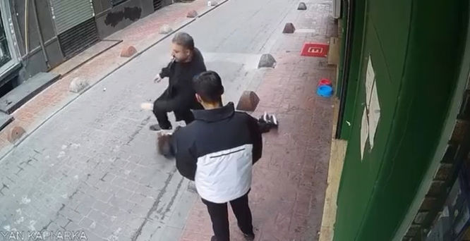 Kufur Kavgasi Siddet