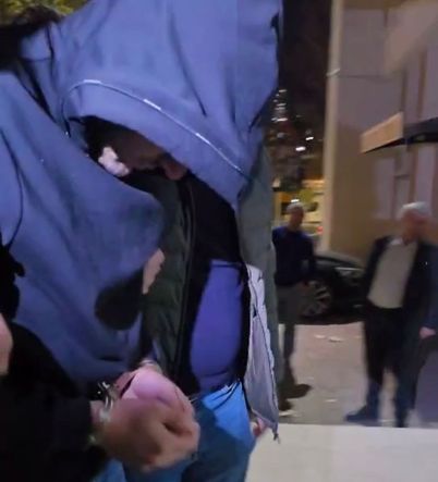 Kuyumcu Soygunu Hirsiz Polis Cikti