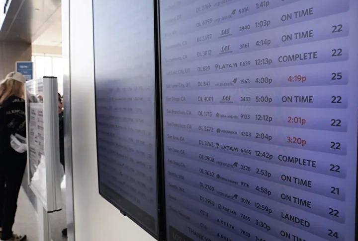 ABD Hava Trafiklerini Etkileyen Hukumet Kapanmasi Son Durumu ABD Hava Trafiklerini Etkileyen Hukumet Kapanmasi Son Durumu