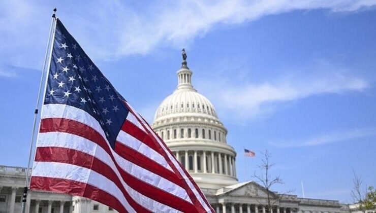 ABD Kamu Borcu Rekorunu Kırmaya Devam Ediyor: Ekonomik Riskler ve Gelecek Tahminleri