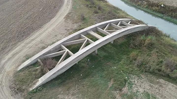 Adana’da Kuraklıkla Ortaya Çıkan Eski Köprü: Seyhan Barajı’nın Tarihsel İzleri