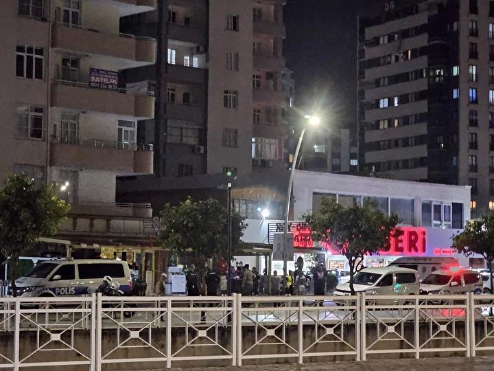 Adana8217da Pastanedeki Tartisma Kanli Bitis Yapti Adanada Pastanedeki Tartisma Kanli Bitis Yapti