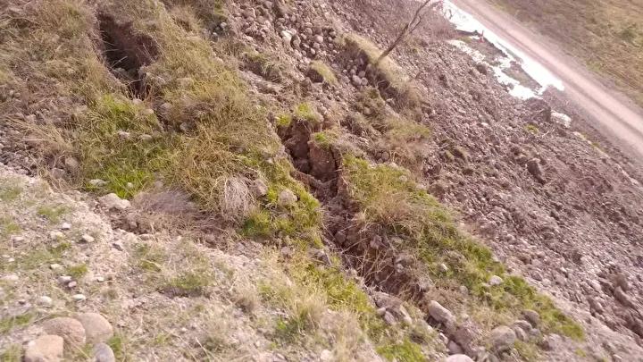 Adaoren Mahallesinde Kaynak Suyu ve Yol Guvenligi Endiseleri 3 Adaoren Mahallesinde Kaynak Suyu ve Yol Guvenligi Endiseleri