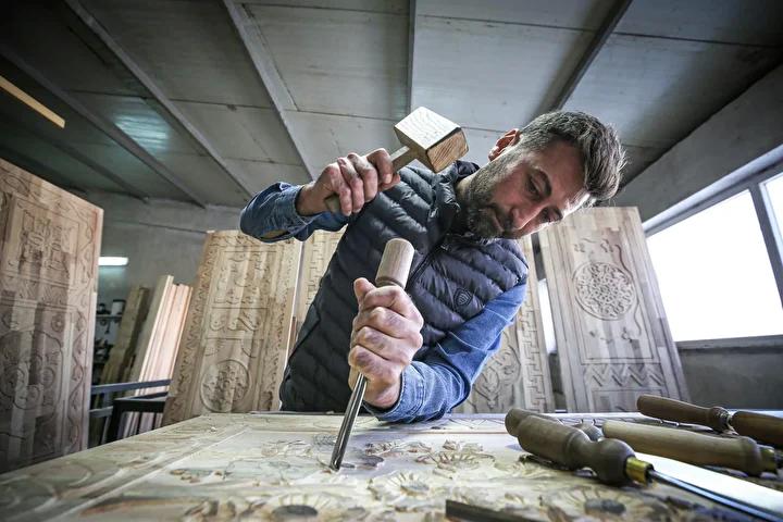 Ahşap Oymacılığıyla Sanatını Yaratan Usta Kaptan'ın Hikayesi