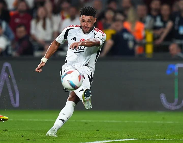 Alex Oxlade-Chamberlain'in Güncel Durumu ve Arsenal'daki Gündemi