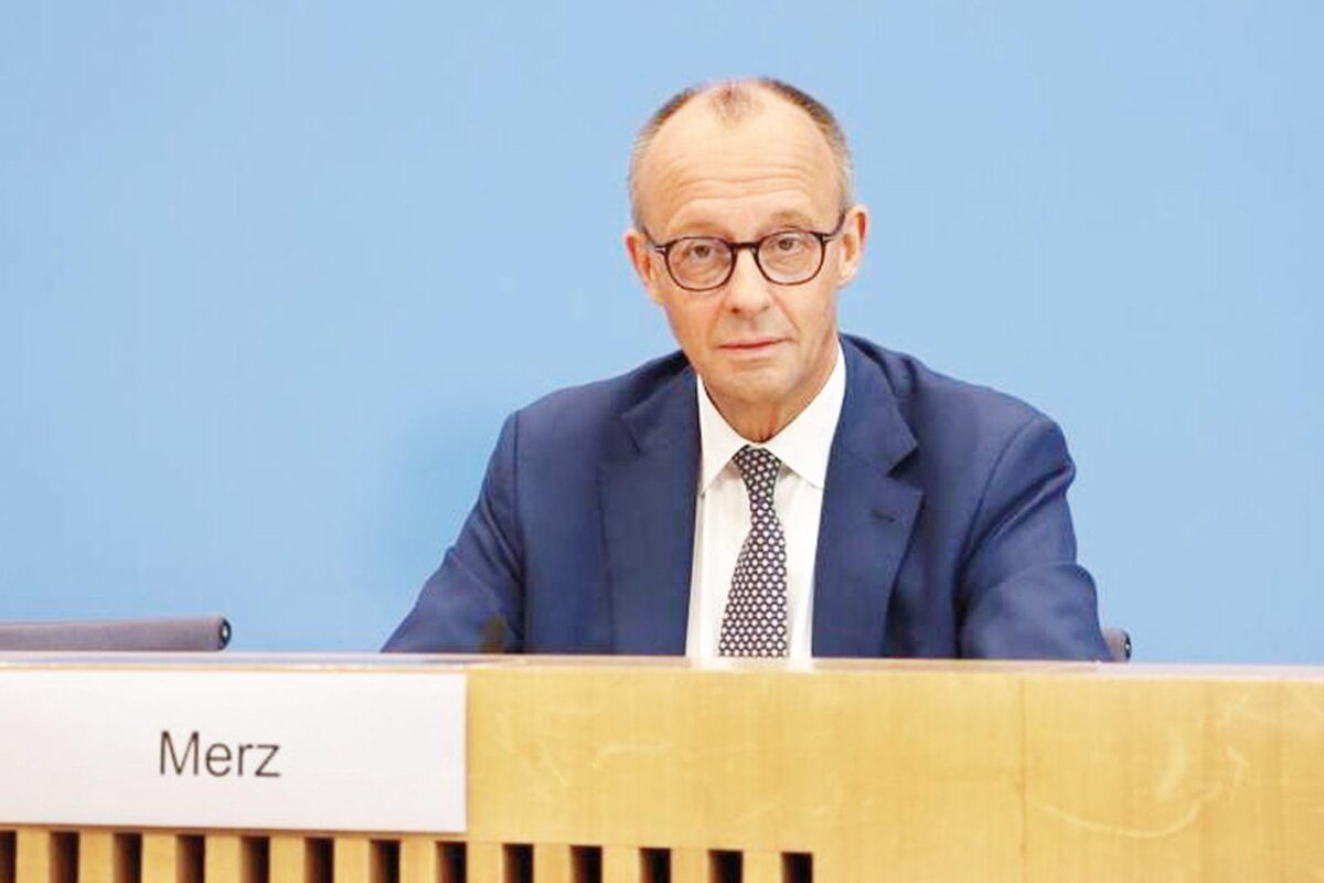 Almanya’da CDU Liderinden Suriyelilere Geri Dönüş Uyarısı ve Davet