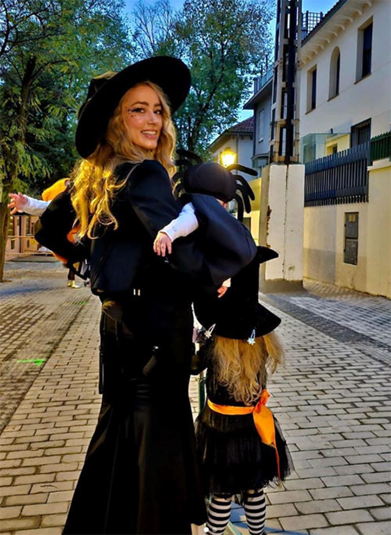 Çocukları ve Cadılar Bayramı Keyfi