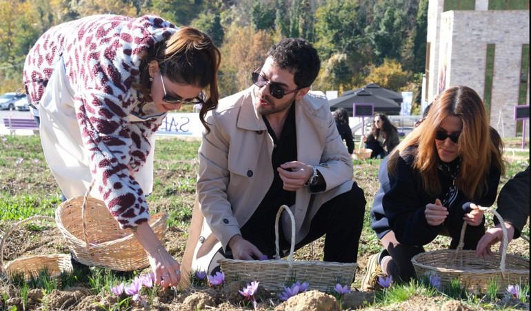 Anadoludakiler Projesi'nde Safran Hasadı Etkileyici Anlara Sahne Oldu 3 Anadoludakiler Projesi'nde Safran Hasadı Etkileyici Anlara Sahne Oldu