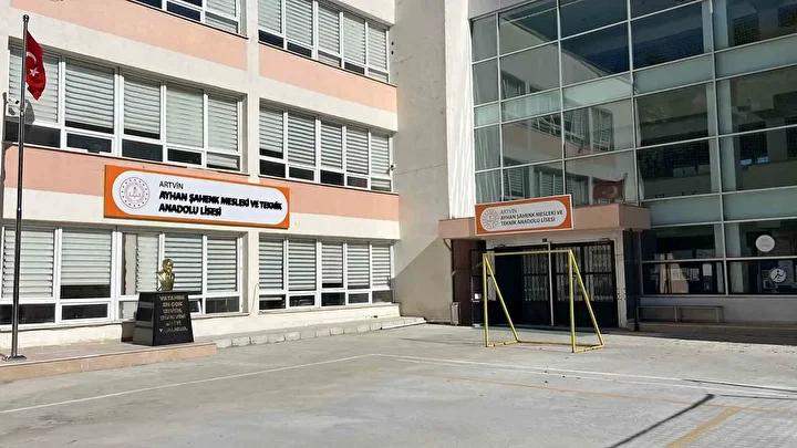 Jeofizik Uzmanlarından Kaya Düşmesi Analizi