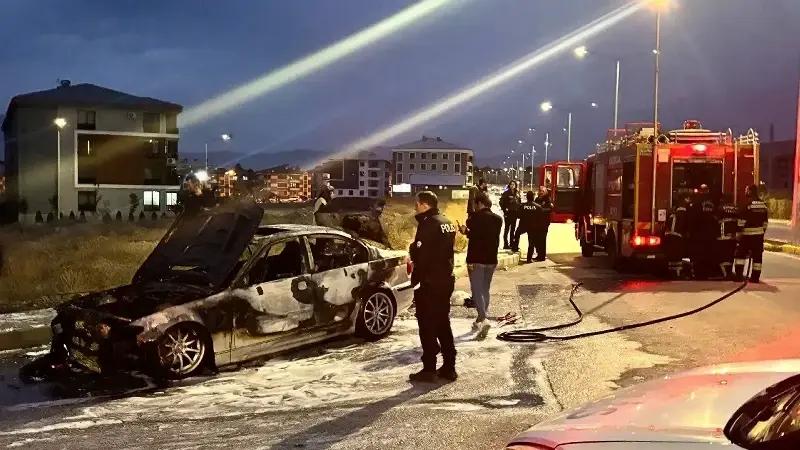 Başbağlar Mahallesi’nde Otomobil Yangını Anı ve Detaylar