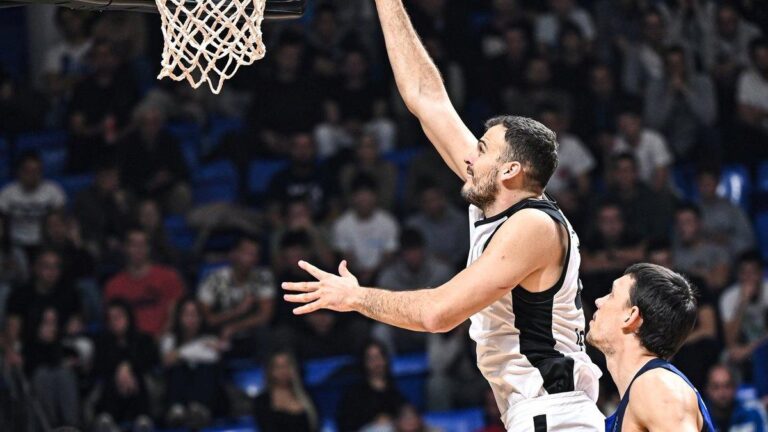 Besiktas GAIN Erkek Basketbol Takimi8217ndan Zorlu Dis Savas Buducnost8217a 82-79 Yenildi