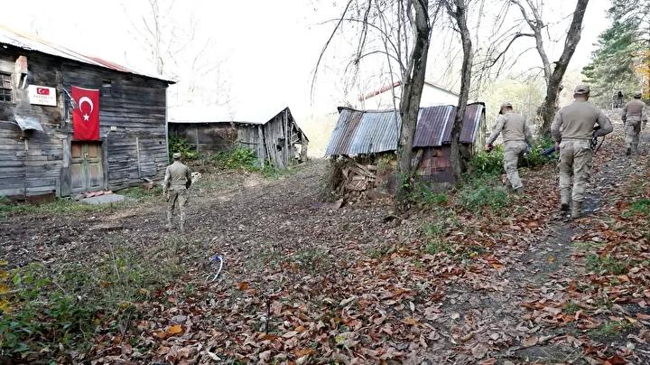 Bozkurtta Kaybolan Annenin ve Oglunun Arama Calismalari Devam Ediyor