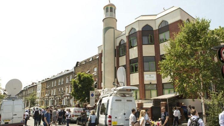 Britanya’da Camilere Yönelik Artan Nefret ve Saldırılar Raporu