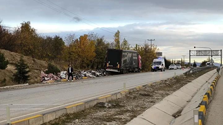 Burdur'da Trajik Kaza: Makü Öğretim Görevlisi Hayatını Kaybetti
