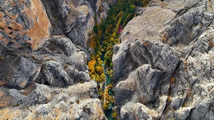 Darende Tohma Kanyonu ve Doga Harikalari Kesfi Darende Tohma Kanyonu ve Doga Harikalari Kesfi