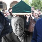 Devekusu Kabare8217nin Efsane Ismi Ahmet Gulhan8217in Cenaze Toreni ve Anilari