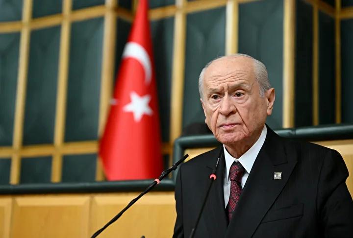 Devlet Bahceli8217nin Sembol ve Takilariyla Dikkat Ceken Goruntusu Milliyetci Hareket Partisi MHP Genel Baskani Devlet Bahceli yaptigi TBMM Grup Toplantisinda onem
