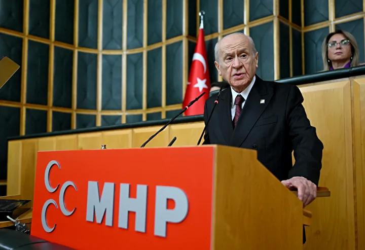 Devlet Bahceli8217nin Sembol ve Takilariyla Dikkat Ceken Goruntusu Devlet Bahcelinin Sembol ve Takilariyla Dikkat Ceken Goruntusu
