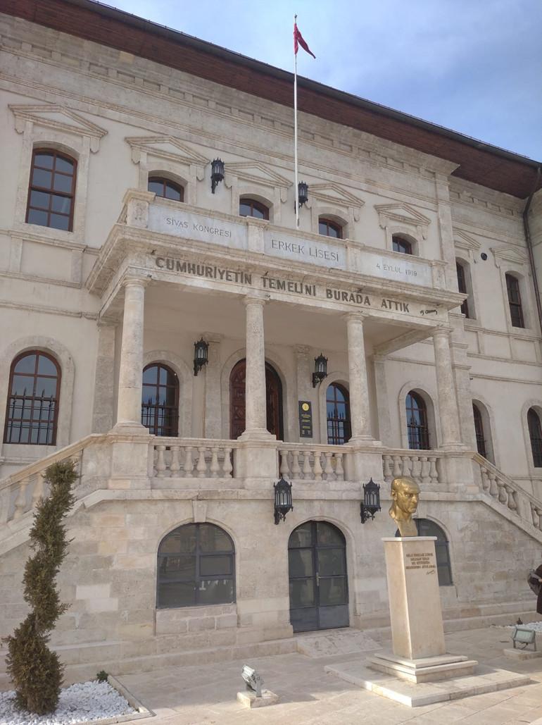 Dogu Ekspresi Yolculugunun Unutulmaz Anlari ve Kesif Rehberi