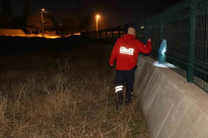 Elazigda Otizmli Veysel Bilenin Kayip Hikayesi Guncel Arama Calismalariyla Devam Ediyor