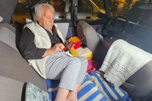 Emekli Ambulans Şoförünün Hayat Hikayesi: Aile Hasreti ve Zorlu Mücadele