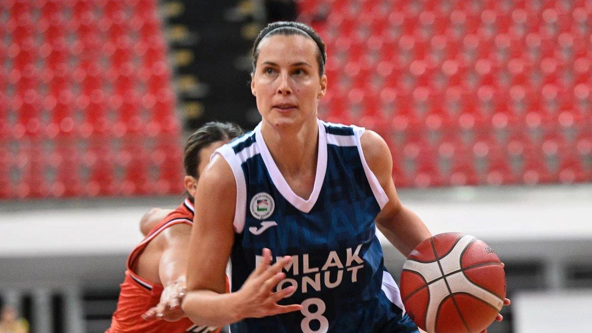 Emlak Konut Kadin Basketbol Takimi Avrupa Kupasi Heyecani Devam Ediyor