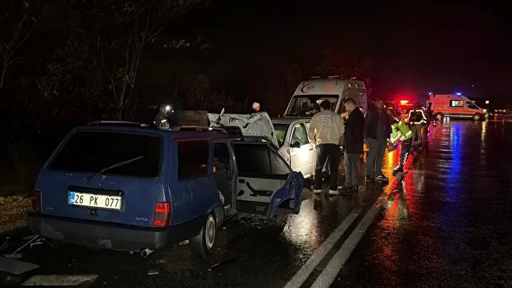 Eskisehirde Trafik Kazasi Cok Sayida Yarali Var Eskisehirde Trafik Kazasi Cok Sayida Yarali Var
