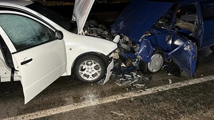 Eskisehirde Trafik Kazasi Cok Sayida Yarali Var Eskisehirde Trafik Kazasi Cok Sayida Yarali Var