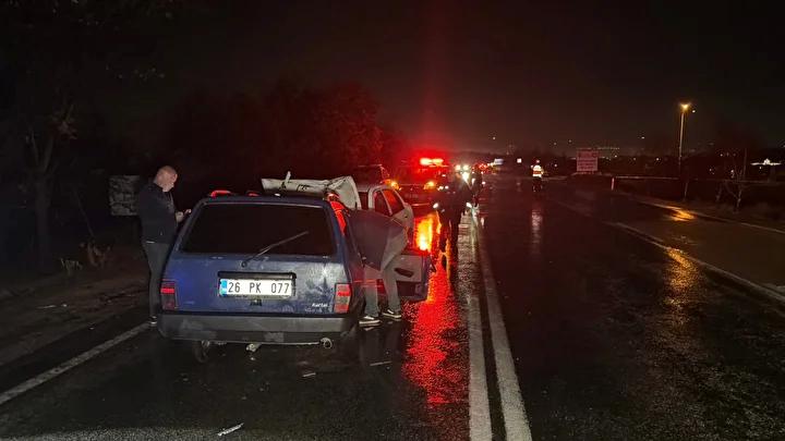 Eskisehirde Trafik Kazasi Cok Sayida Yarali Var Eskisehirde Trafik Kazasi Cok Sayida Yarali Var