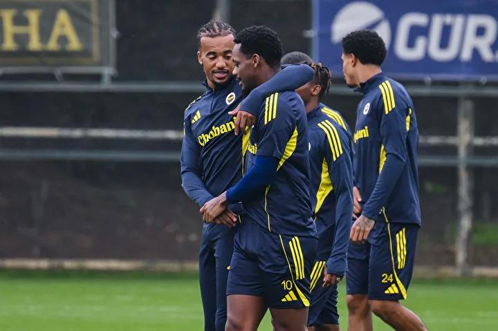 Fenerbahce - Kayserispor Maci Oncesi Detaylar ve Kadro Durumu