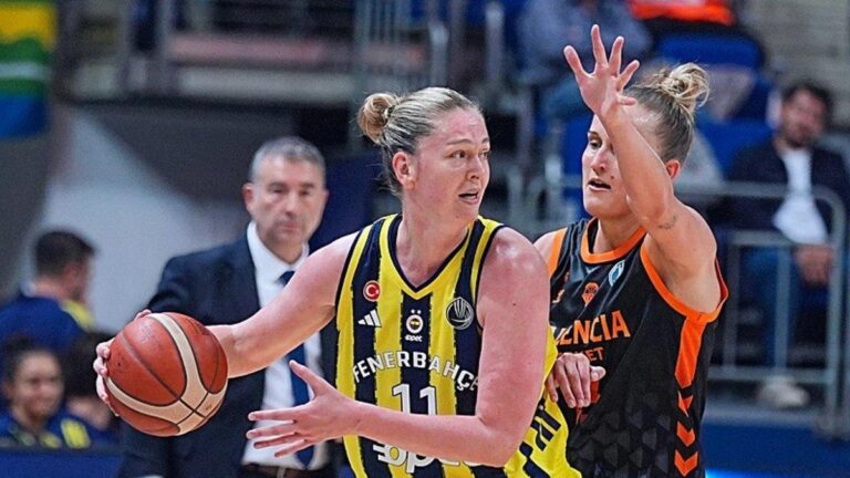 Fenerbahce Opet Kadin Basketbol Takimi EuroLeaguede Grup Liderligini Guclendirdi