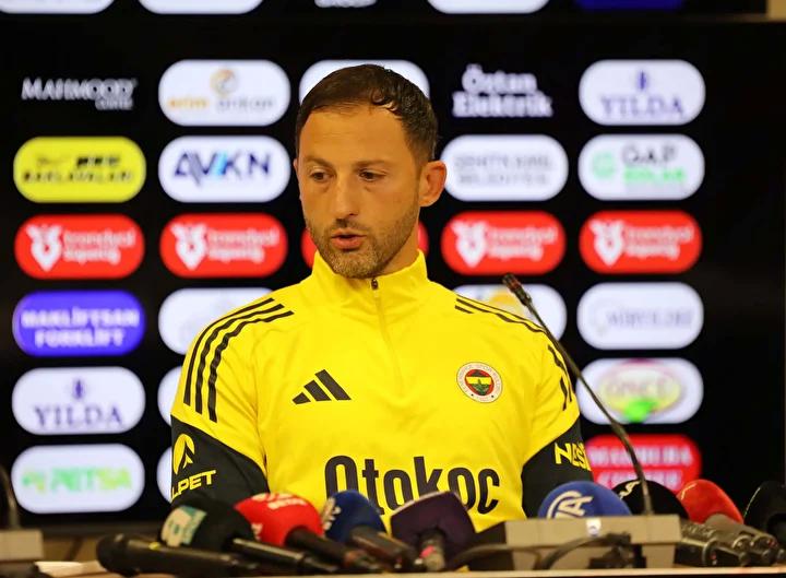 Fenerbahce8217de Tedesco8217nun Onayina Gore Iki Futbolcu Icin Yeni Gelisme Fenerbahcede Tedesconun Onayina Gore Iki Futbolcu Icin Yeni Gelisme