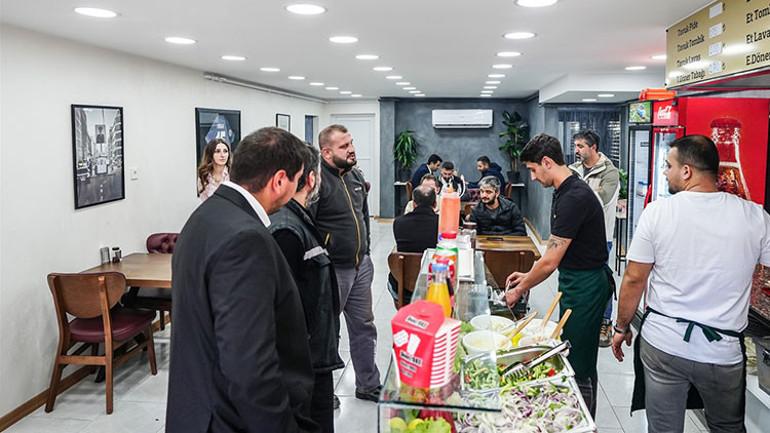 Futbolculuktan İşletmeciliğe Uzanan İlginç Bir Hikaye: Orkan Çınar'ın Dönüşüm Serüveni 4 Yeni İş Hayatına Adaptasyon ve Tanıtım Mücadelesi