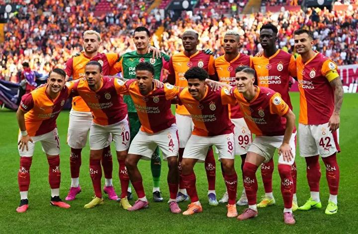 Galatasaray, Şampiyonlar Ligi'nde Başarısını Artırmak İstiyor: Ajax Maçı Öncesi Son Durum