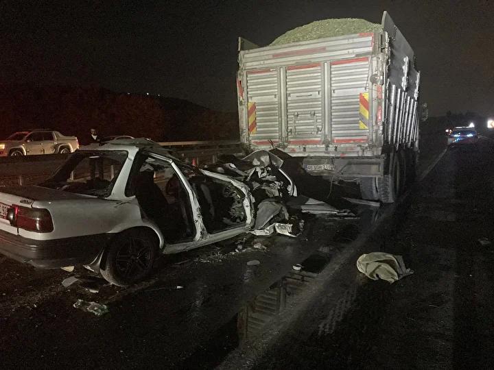 Gaziantepte Tragedi Carpismada 3 Kisi Hayatini Kaybetti Gaziantepte Tragedi Carpismada 3 Kisi Hayatini Kaybetti