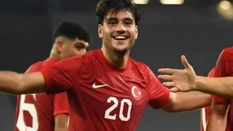 Genc Yildiz Aral Simsir8217in Kariyer ve Milli Takim Yolculugu Aral Simsir Kimdir Kac Yasinda ve Hangi Takimda Oynuyor