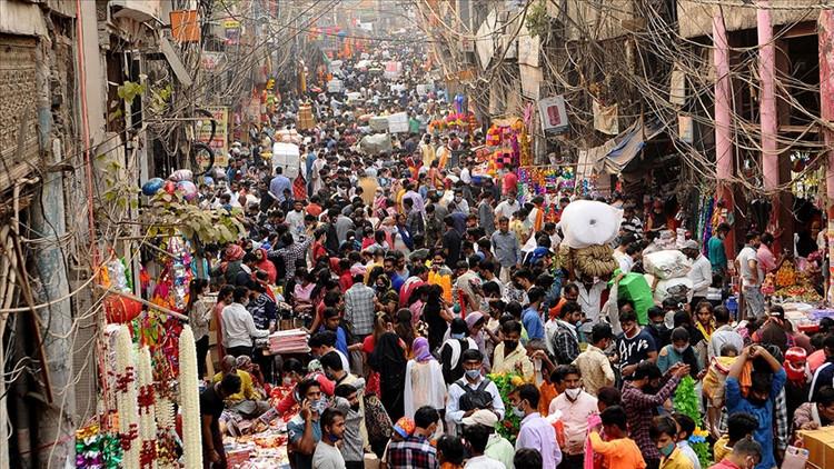 Hindu Tapınağında Facia: Yedi Kişi Hayatını Kaybetti, Çok Sayıda Yaralı Var