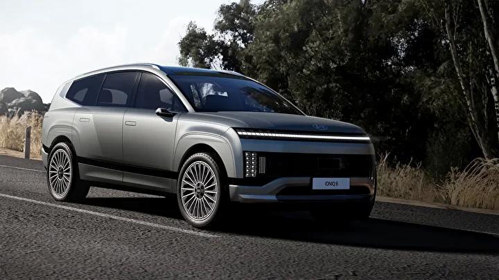 Hyundai IONIQ 9 20258217te Yollarda Goz Kamastiracak Elektrikli SUV Hyundai IONIQ 9 2025te Yollarda Goz Kamastiracak Elektrikli SUV