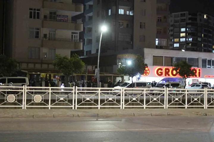 Iki Akraba Arasinda Yasanan Silahli Tartisma ve Sonrasi Olaylar Iki Akraba Arasinda Yasanan Silahli Tartisma ve Sonrasi Olaylar