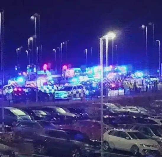 Ingilterede Tren Yolculugu Sirasinda Yasanan Siddet Olayi ve Sorusturmalar