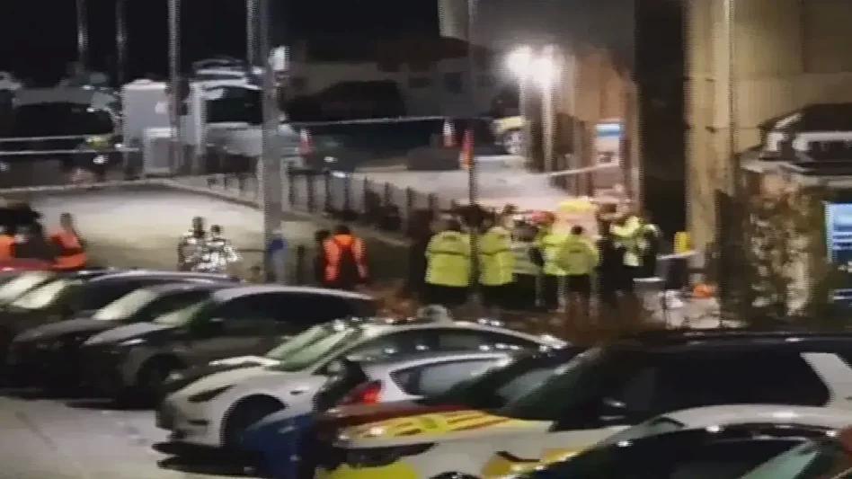 Ingilterede Tren Yolculugu Sirasinda Yasanan Siddet Olayi ve Sorusturmalar